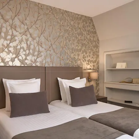 Hotel Timhotel Opéra Blanche Fontaine Parigi