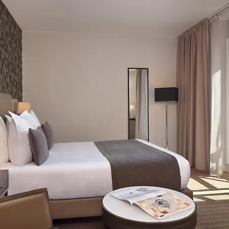 Timhotel Opera Blanche Fontaine Hotel 4*