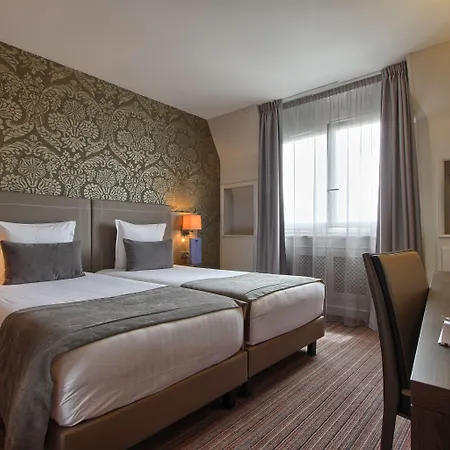 Hotel Timhotel Opéra Blanche Fontaine 4*