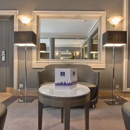 Timhotel Opéra Blanche Fontaine Parigi