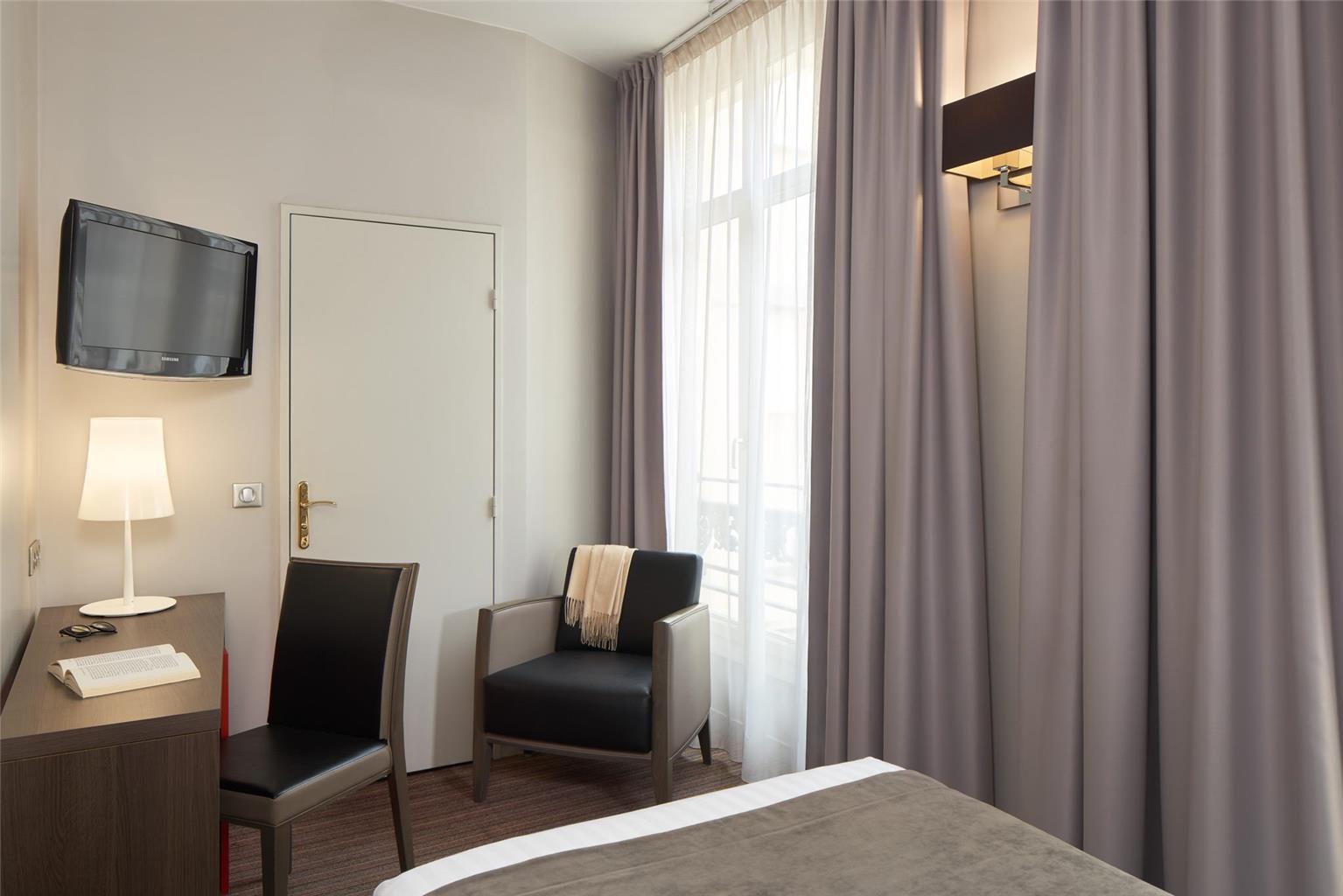 Hotel Timhotel Opera Blanche Fontaine Paris