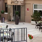 Timhotel Opéra Blanche Fontaine