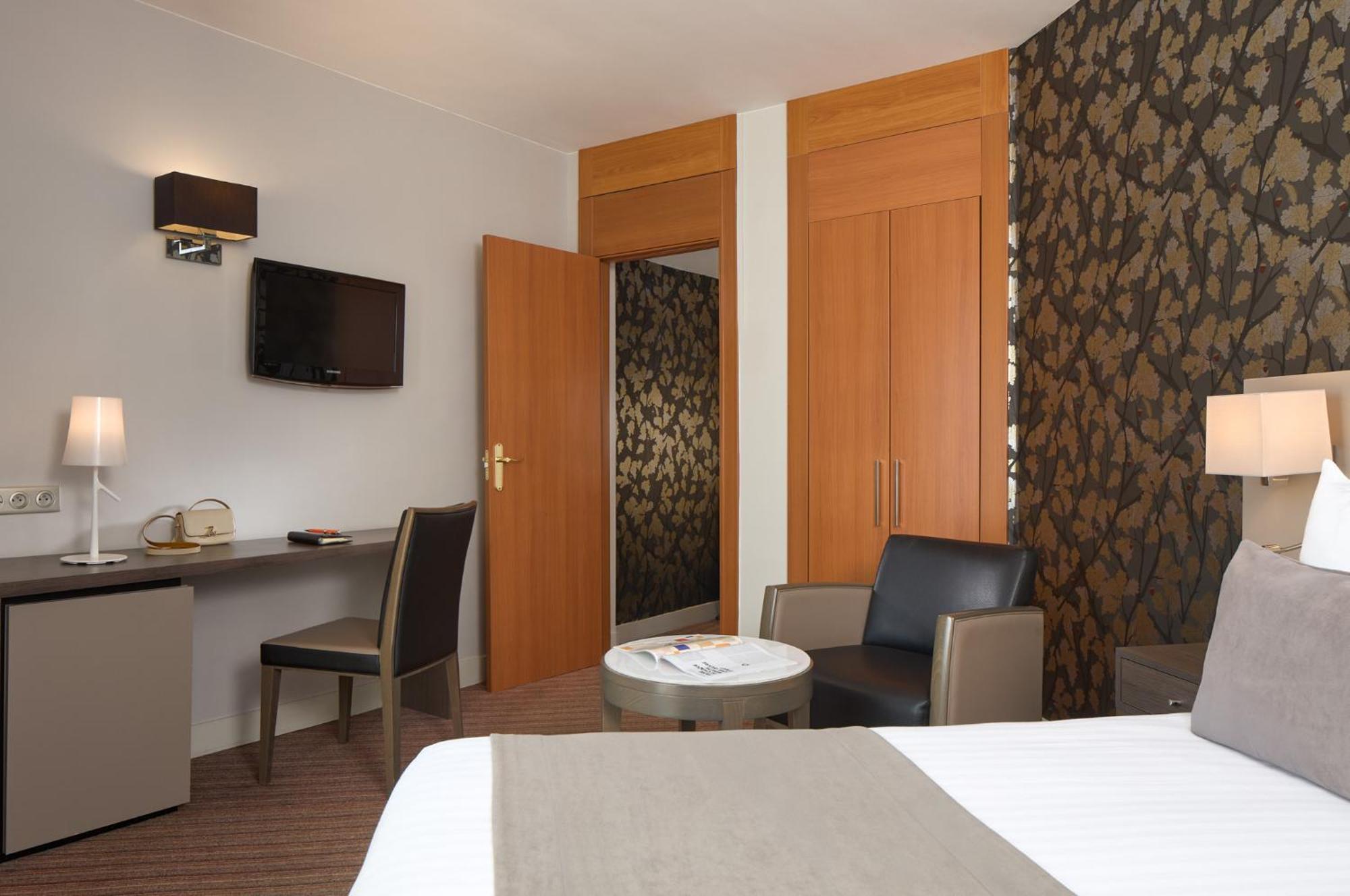 Timhotel Opéra Blanche Fontaine Parigi