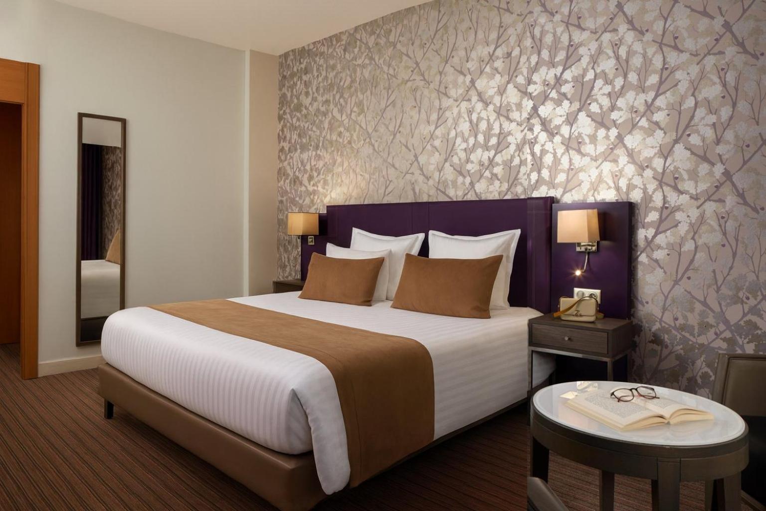 Timhotel Opéra Blanche Fontaine 4*