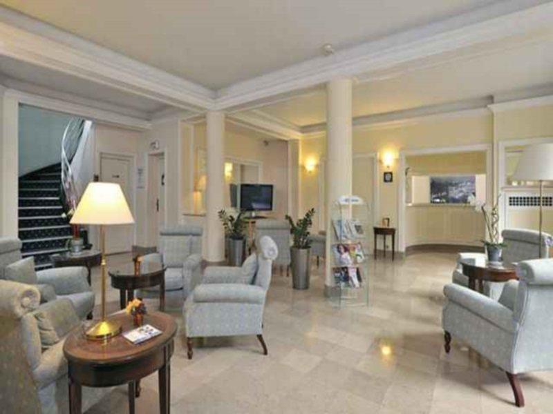 Timhotel Opéra Blanche Fontaine Parigi